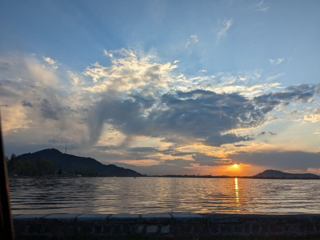 Dal Lake, sunset