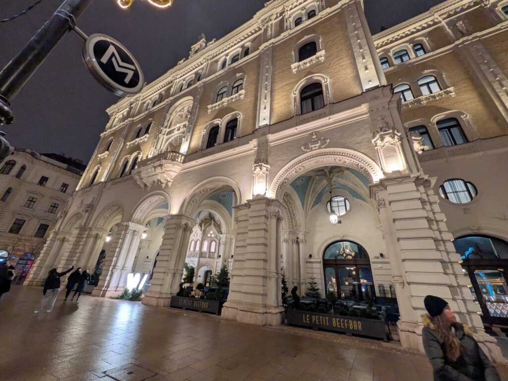 W Budapest hotel, located in the historic Drechsler Palace building. 