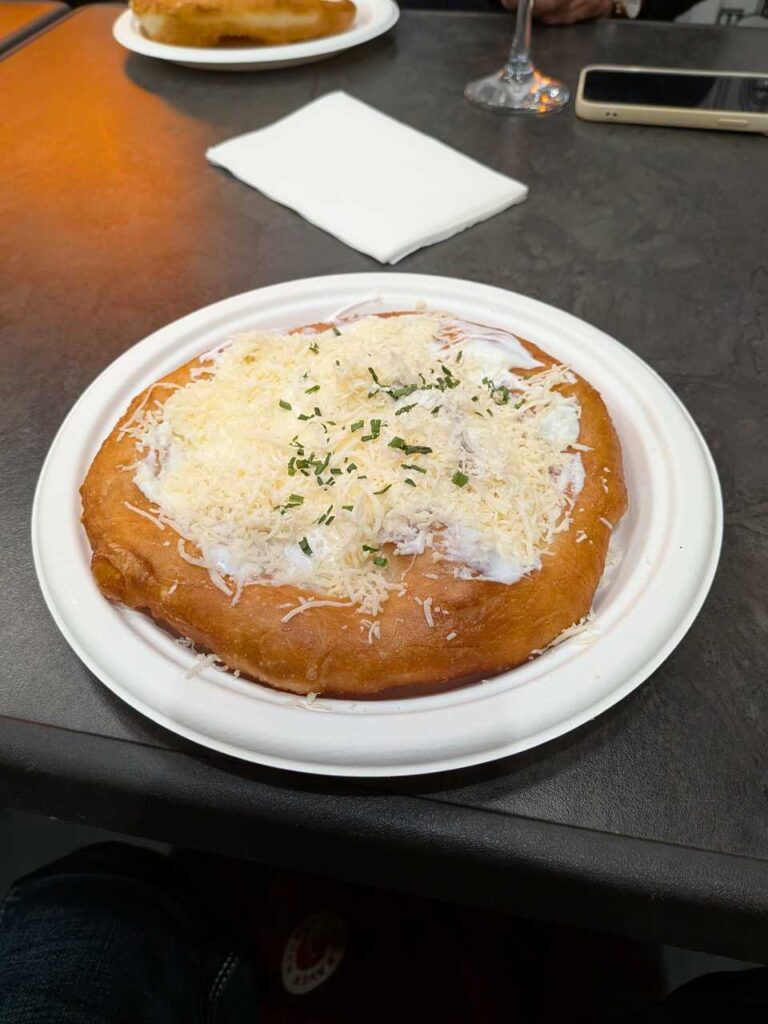 Gozsdu Lángos Bistro