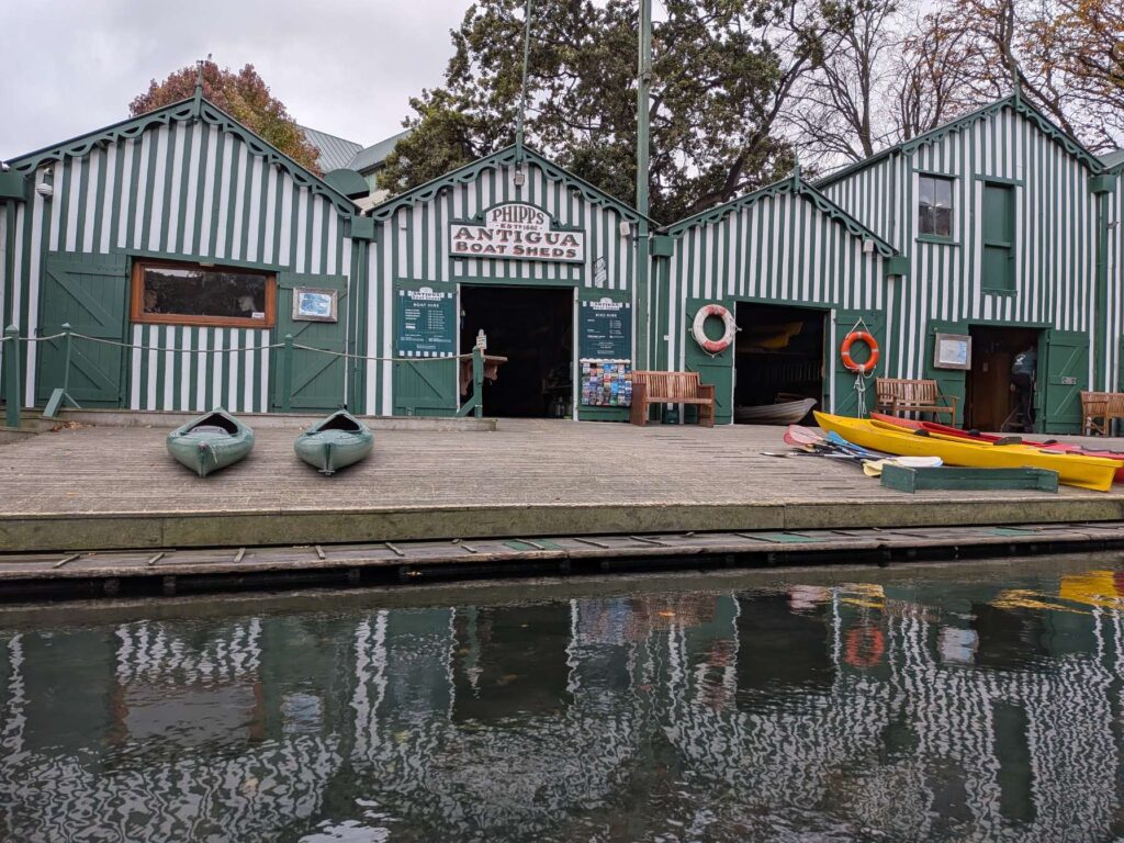 Punting On The Avon Christchurch